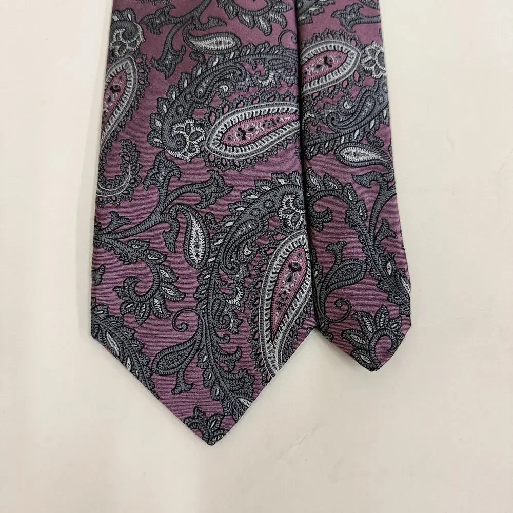 Robert Talbott Mauve Purple Gray Paisley 100% Silk Tie Men's Burgundy Tipped Cla